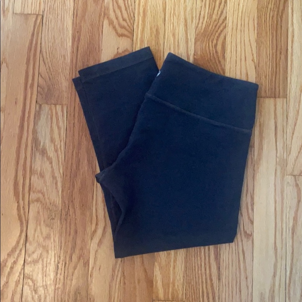 Lululemon Capri - size 8